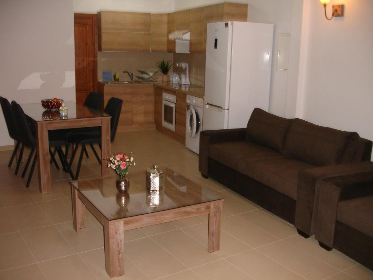 Love Holiday Suite 1 Tris Elies Zewnętrze zdjęcie