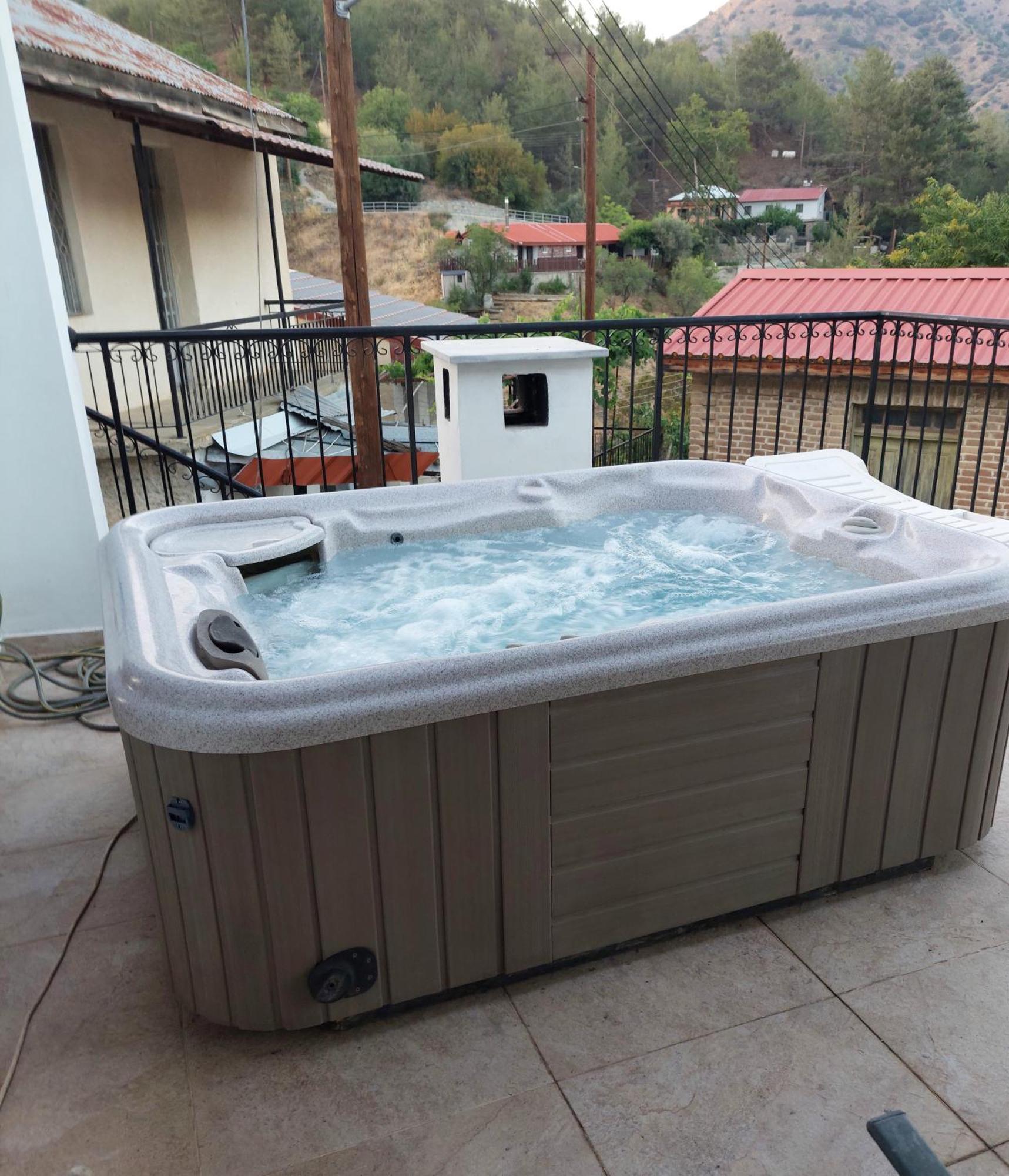 Love Holiday Suite 1 Tris Elies Zewnętrze zdjęcie